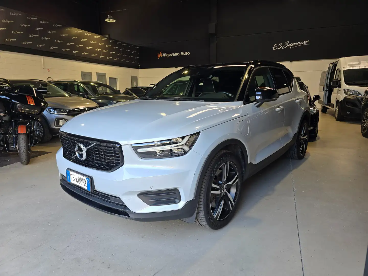 Volvo XC40 XC40 1.5 t5 phev R-design auto my21 Argent - 2