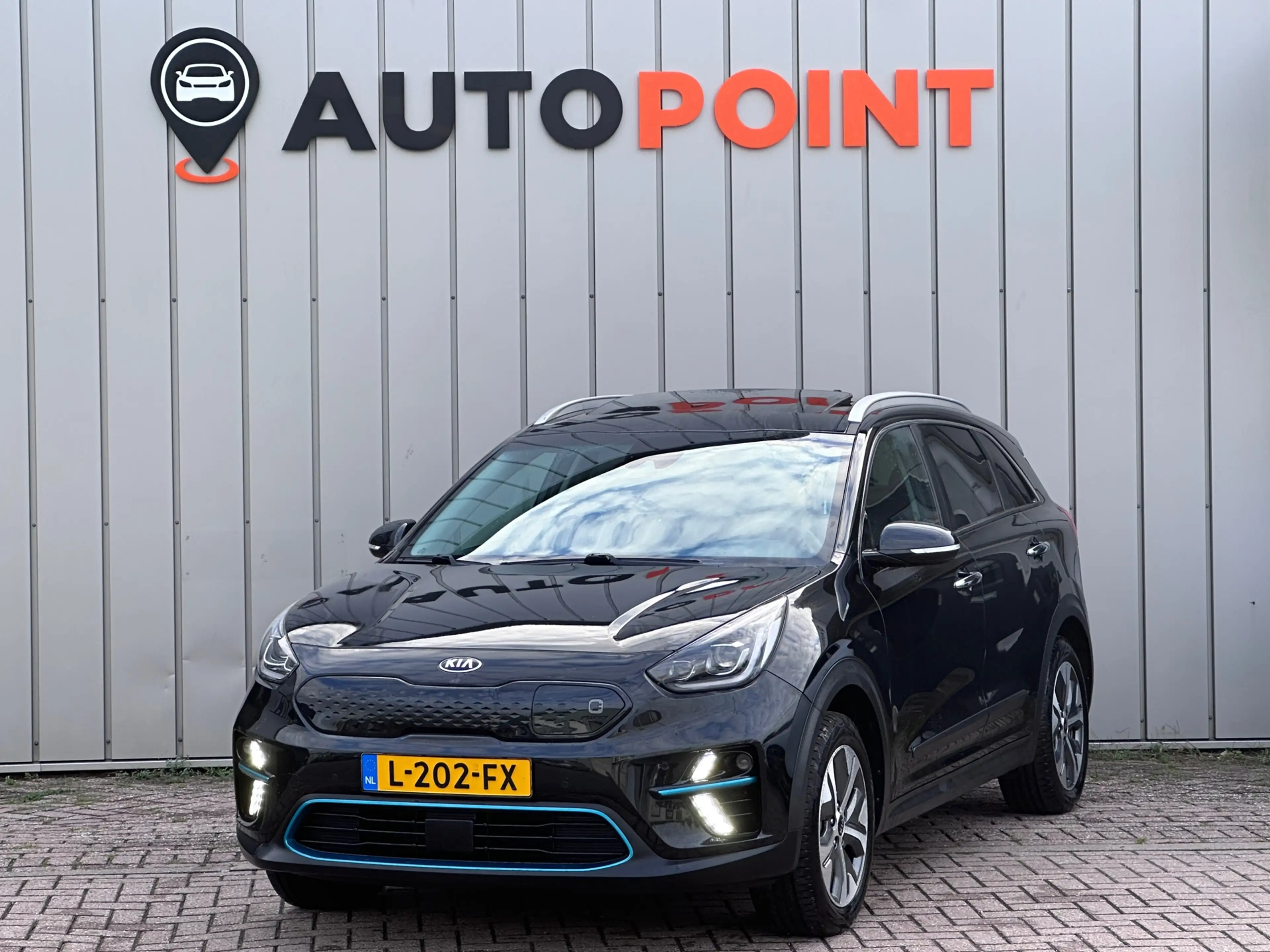 Kia e-Niro ExecutiveLine 64 kWh PANO SOH 100% FASE 3 WARMTEPO — photo 3