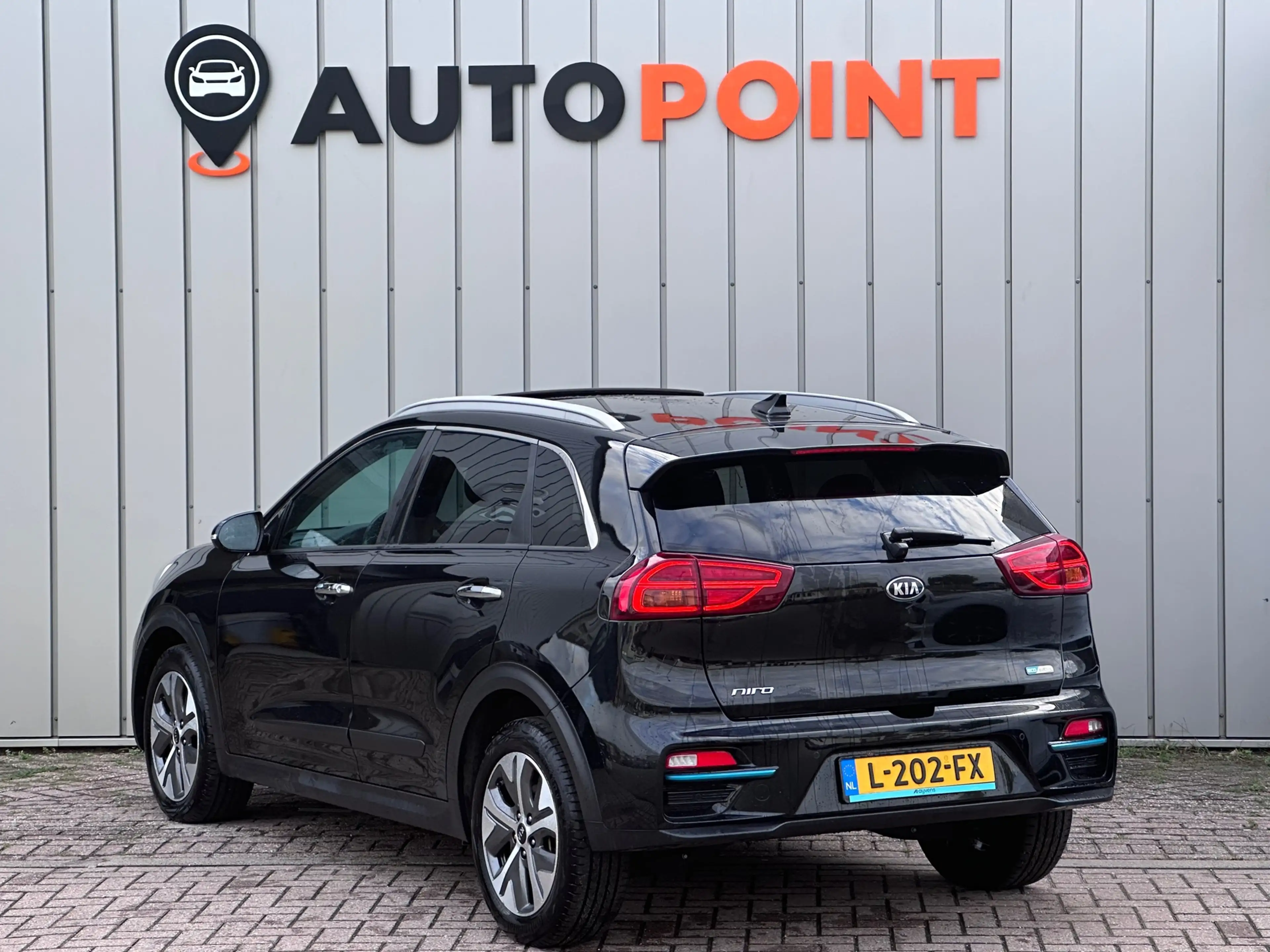 Kia e-Niro ExecutiveLine 64 kWh PANO SOH 100% FASE 3 WARMTEPO — photo 5