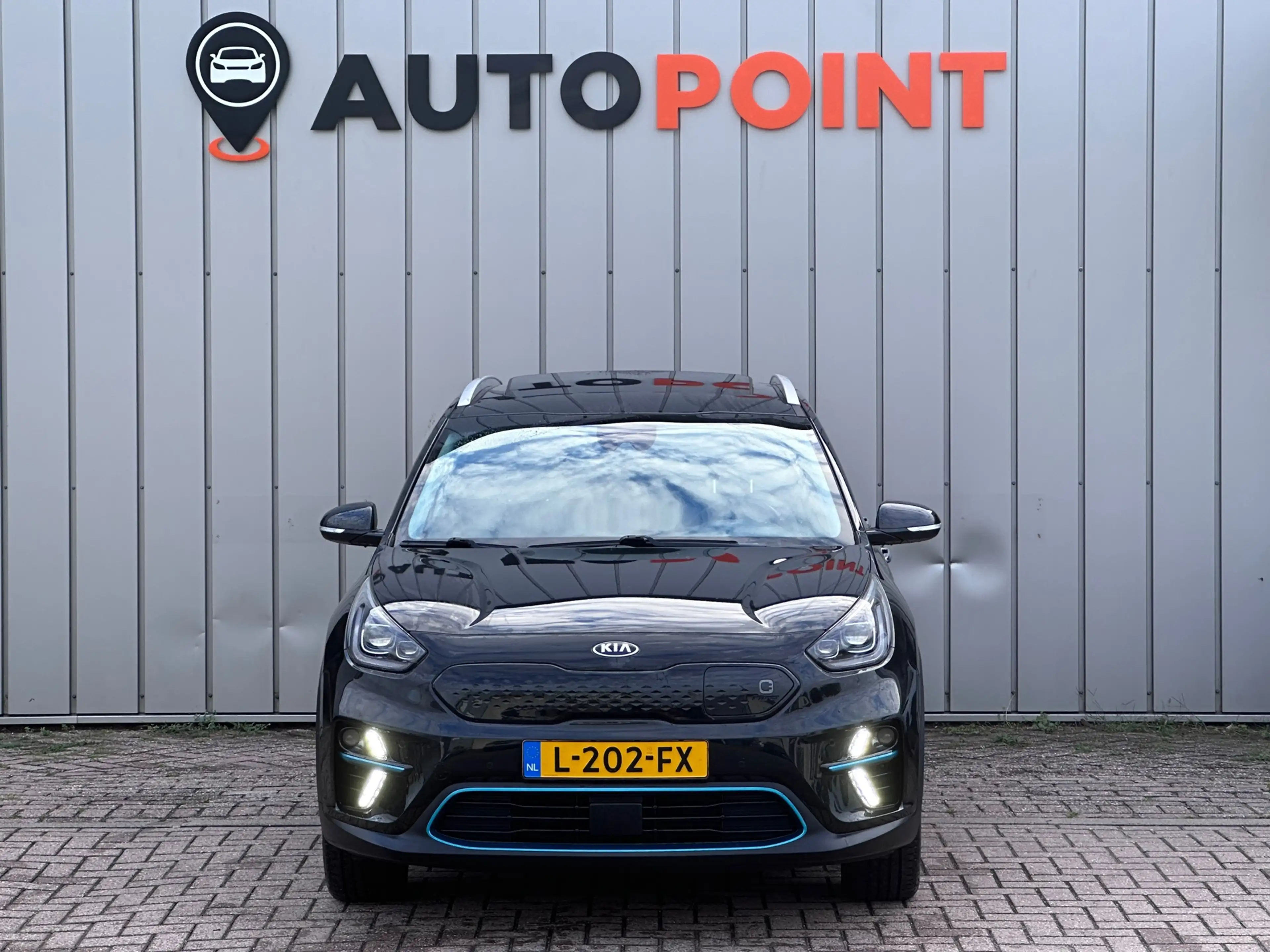 Kia e-Niro ExecutiveLine 64 kWh PANO SOH 100% FASE 3 WARMTEPO — photo 4