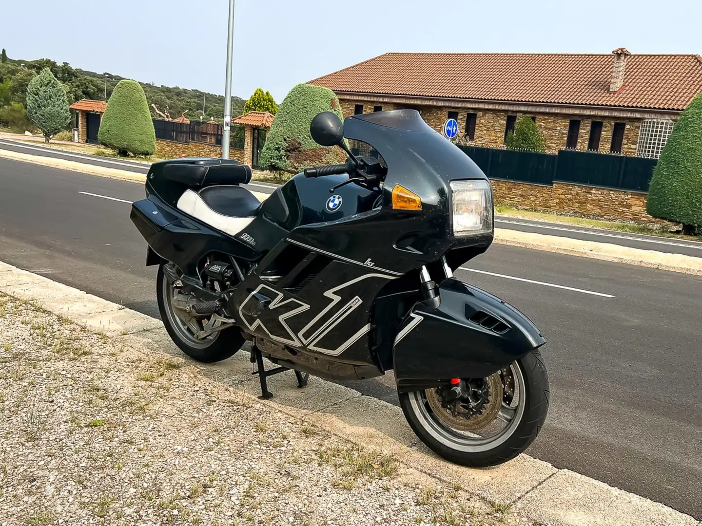 BMW K 1 Negro - 1