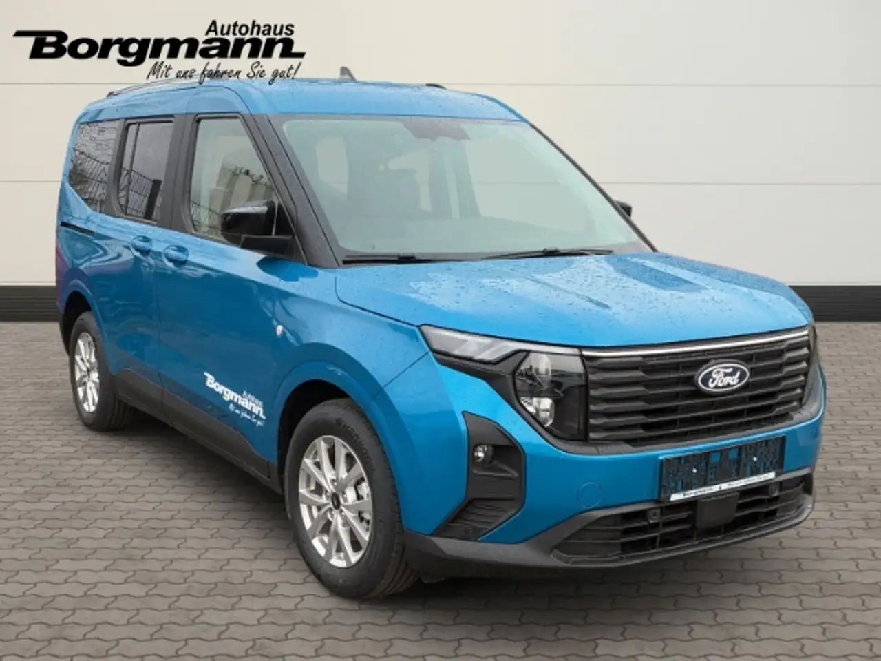 Ford Tourneo Courier Titanium 92 KW (125 PS) AUTOMATIK und AHK 3