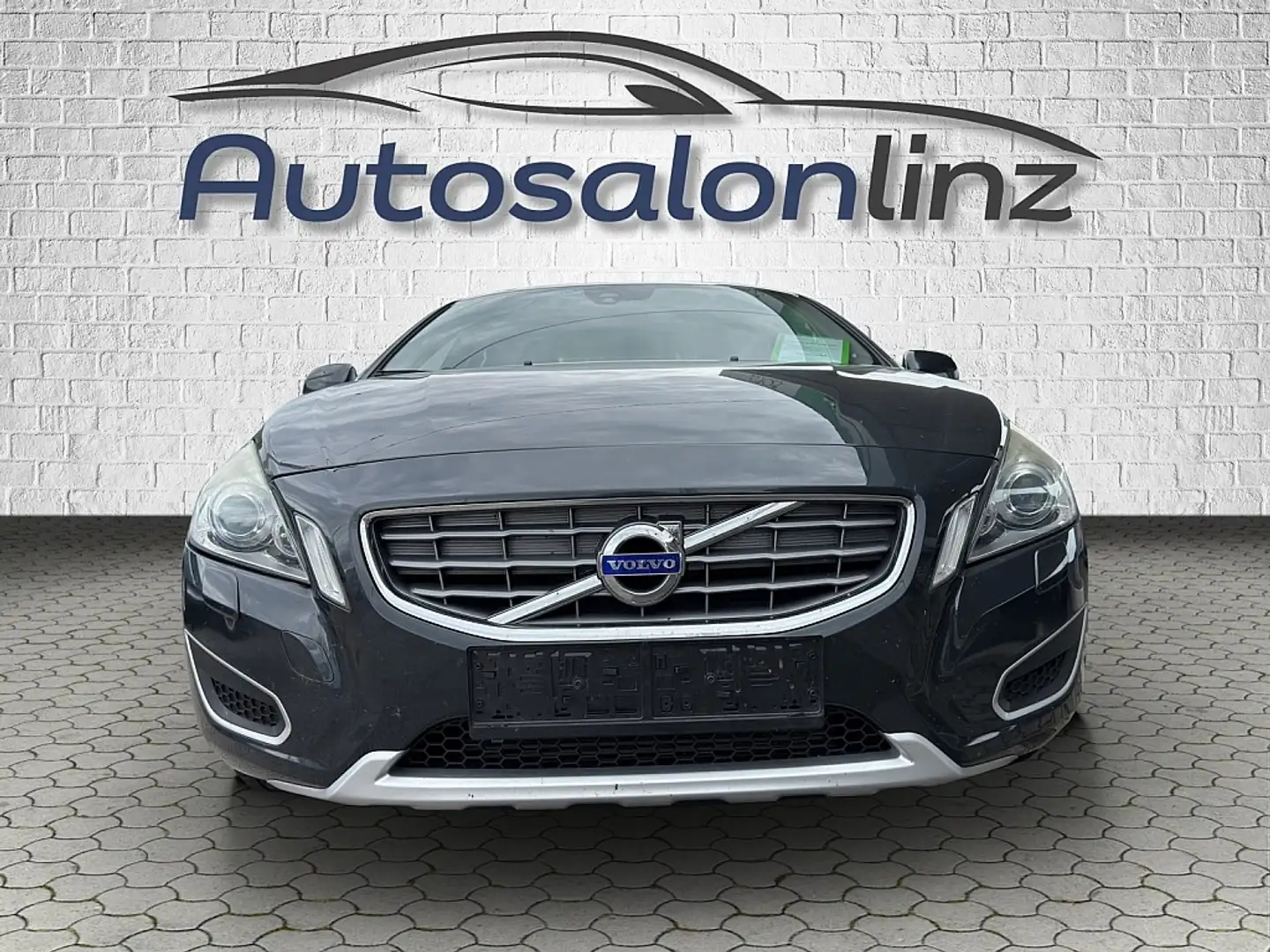 Volvo S60 Drive Momentum Grau - 2