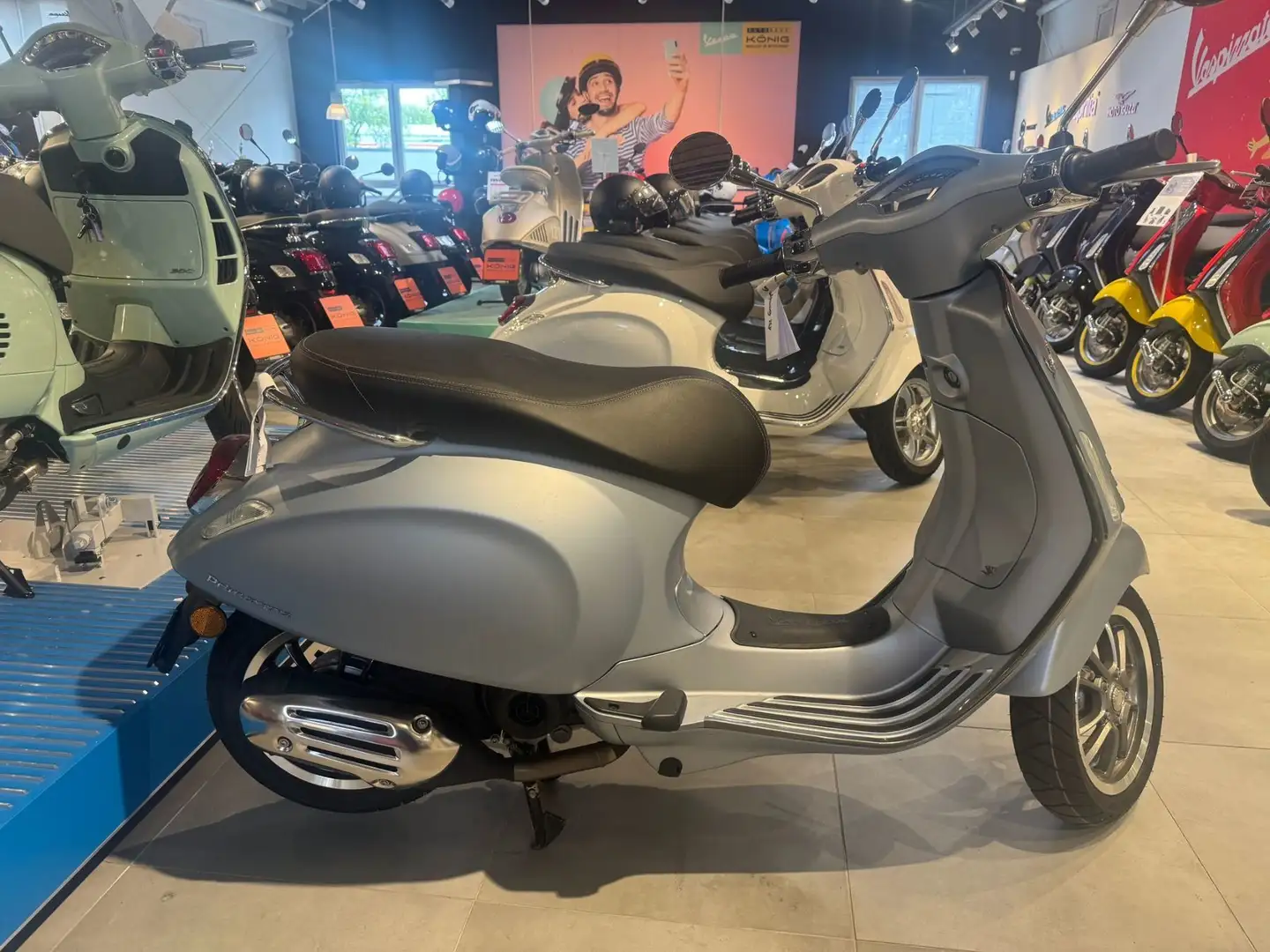 Vespa Primavera S 50 fahrbar mit Autoführerschein Сірий - 2