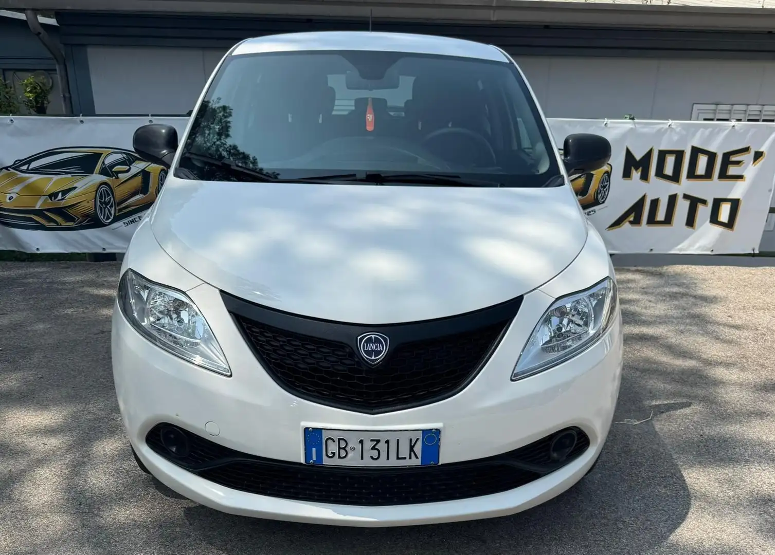 Lancia Ypsilon 1.0 firefly hybrid Silver s&s 70cv - 1