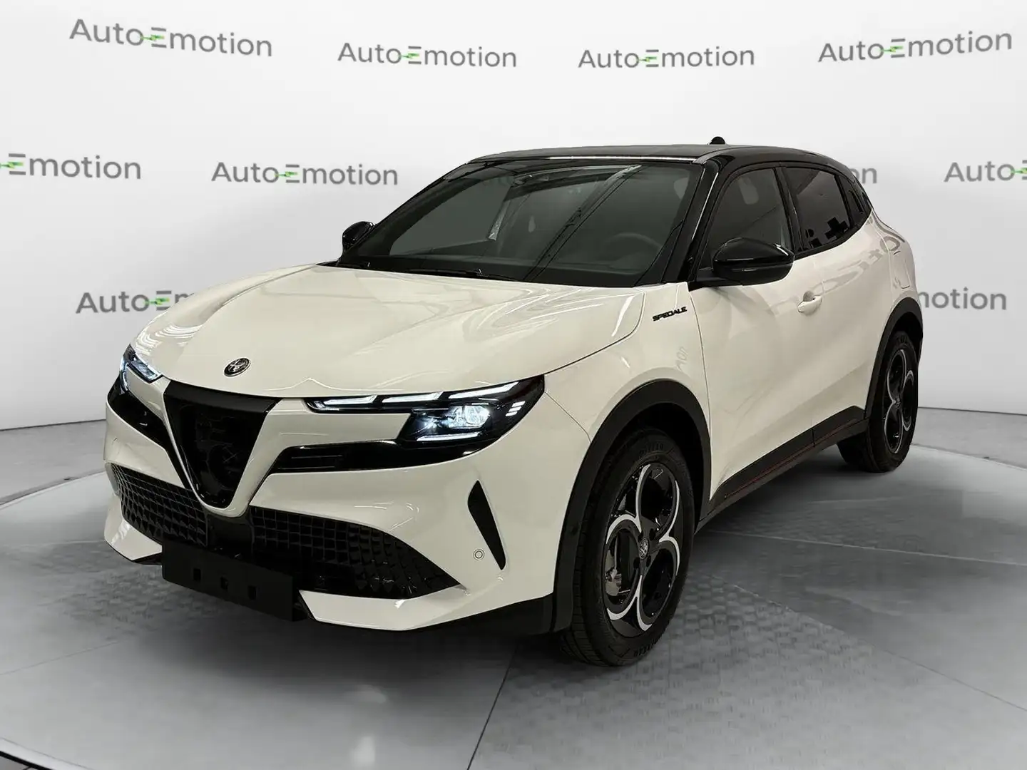 Alfa Romeo Junior 1.2 145 CV Hybrid eDCT6 Speciale Grigio - 2