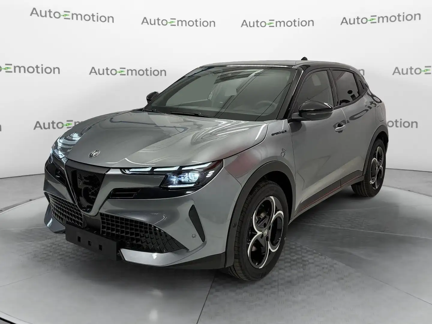 Alfa Romeo Junior 1.2 145 CV Hybrid eDCT6 Speciale Grigio - 1
