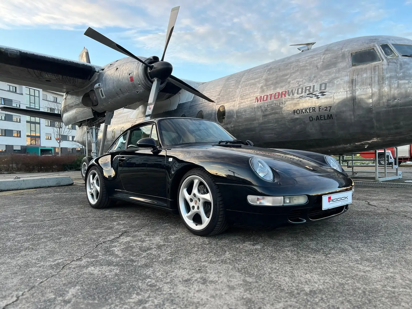 Porsche 993 Carrera S Negru - 1