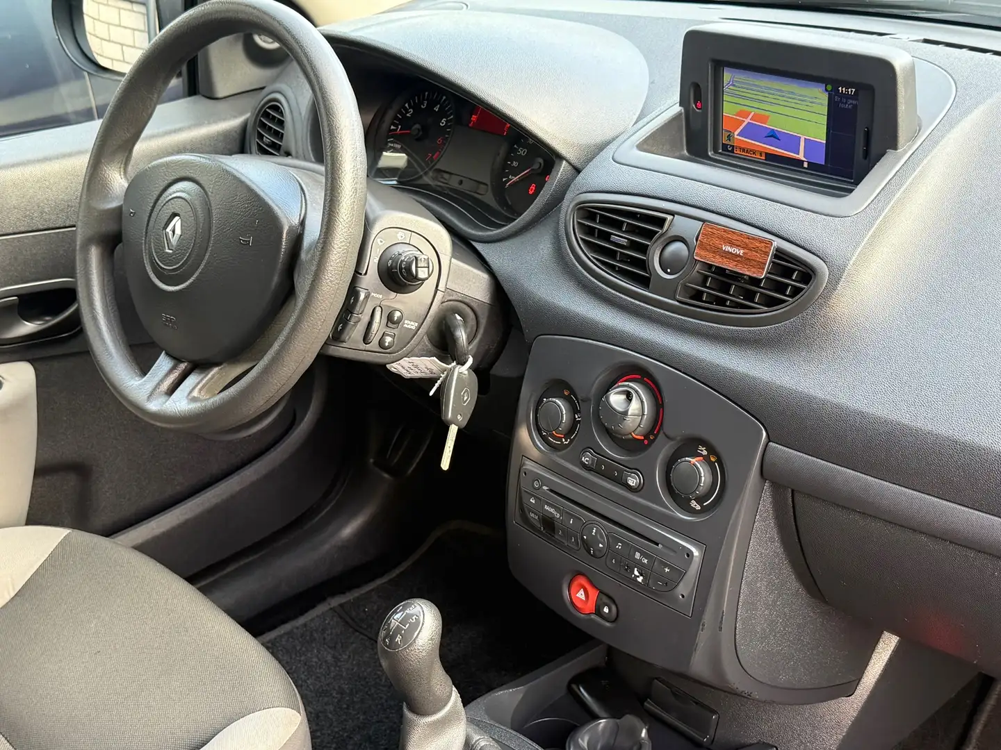 Renault Clio 1.2 Special Line Navi Airco 5d Nieuwe Apk Beige - 2