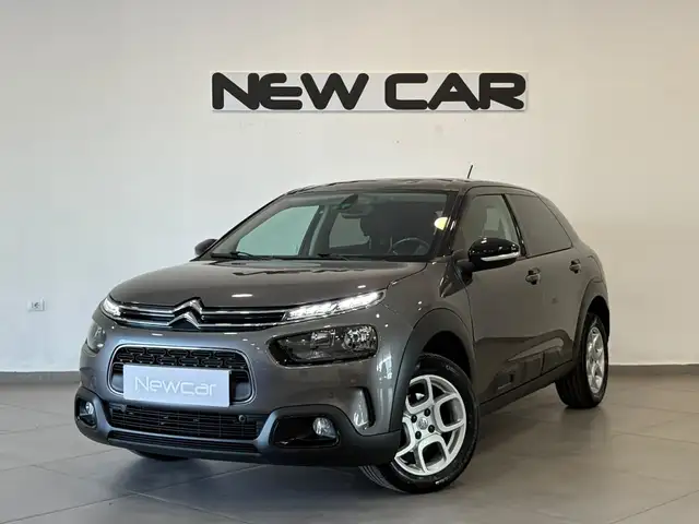 Citroen C4 Cactus view 4