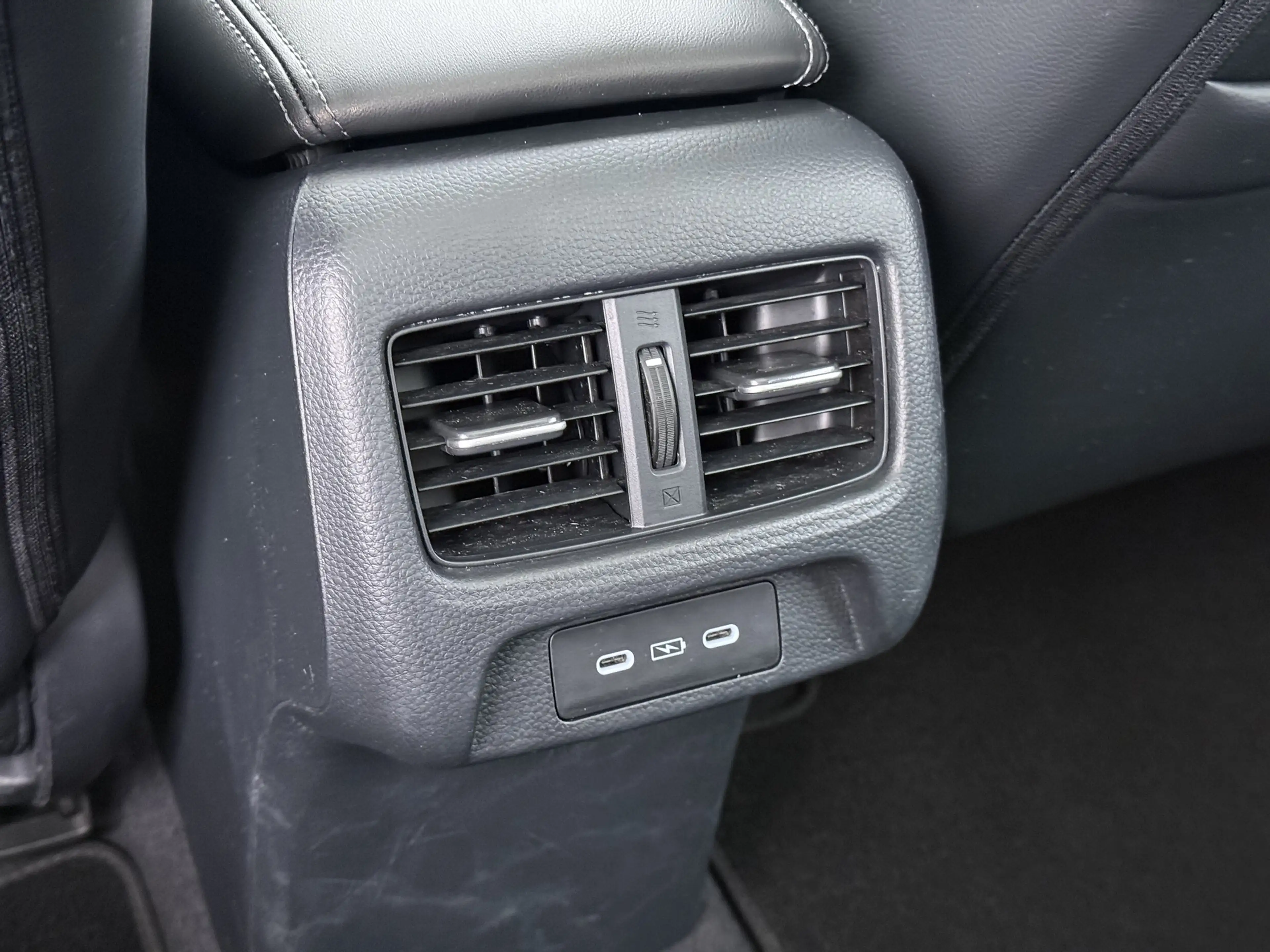 Honda ZR-V 2.0 Full Hybrid 184pk Aut Advance — photo 23