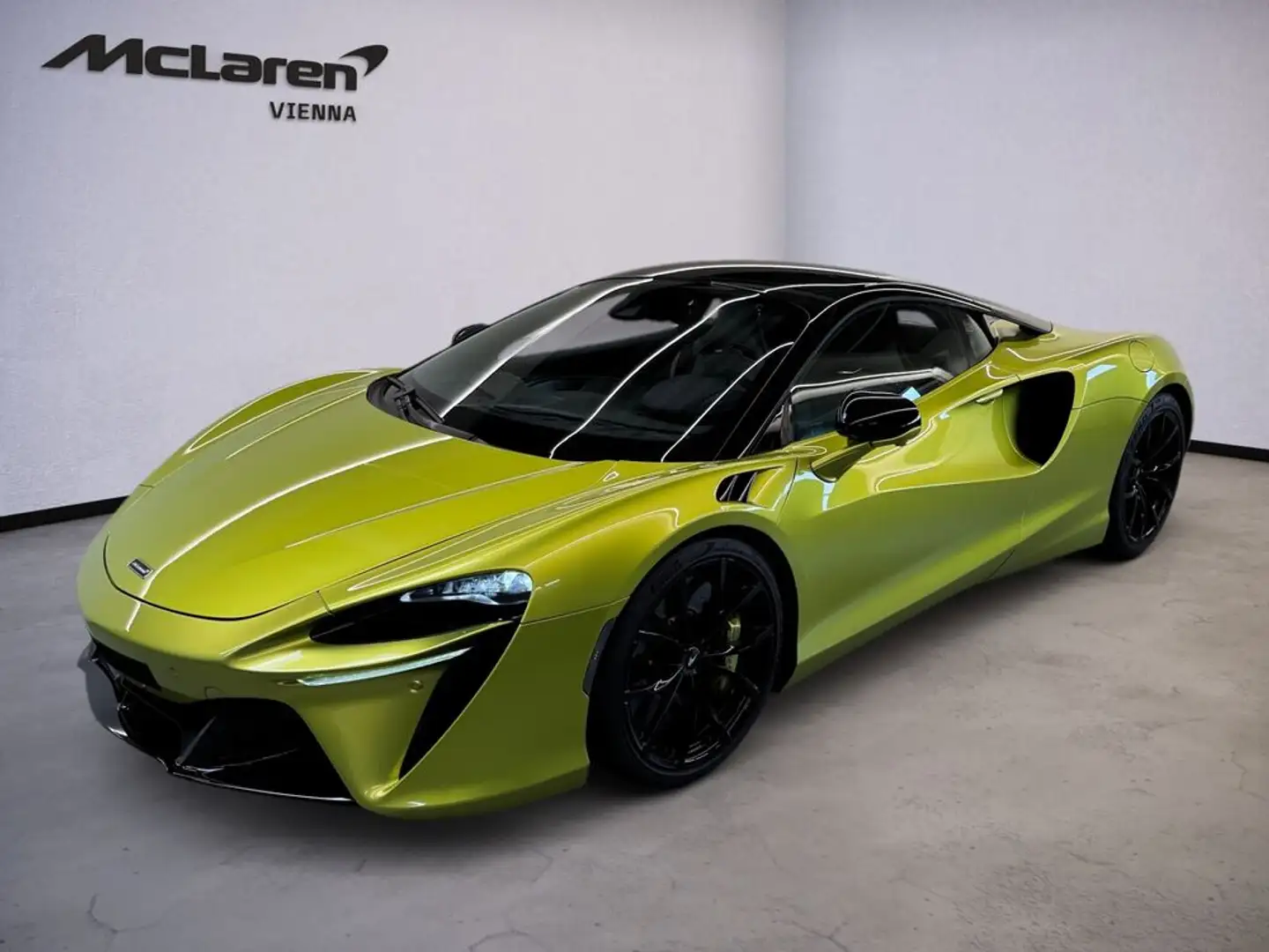 McLaren Artura Artura Coupé - Flux Green - Leasing 1,99% Fixzins Grün - 1