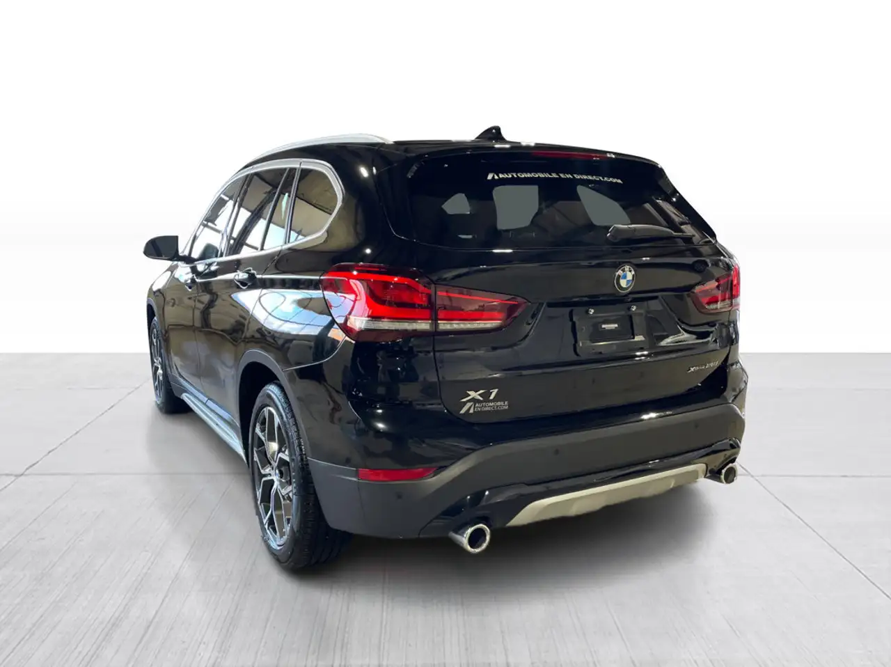 BMW X1 снимка BMW X1