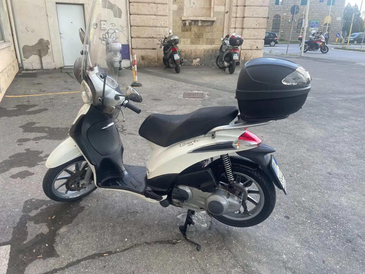 Piaggio Liberty 125 Bianco - 1