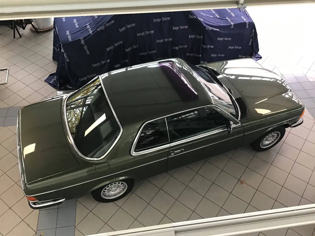 Mercedes-Benz 230 CE Coupe / C123 / Oldtimer / H-Kennzeichen / Wertgutachten 15T€ / Schiebedach elektrisch, foto 9