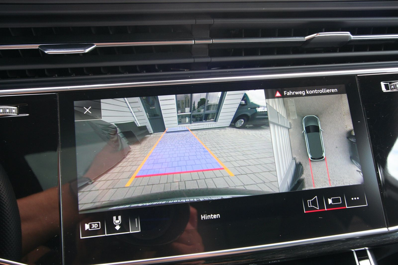 Audi SQ7 4.0 TDI quattro — photo 13