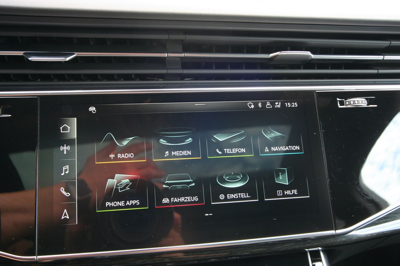 Audi SQ7 4.0 TDI quattro — photo 14