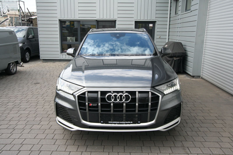 Audi SQ7 4.0 TDI quattro — photo 2