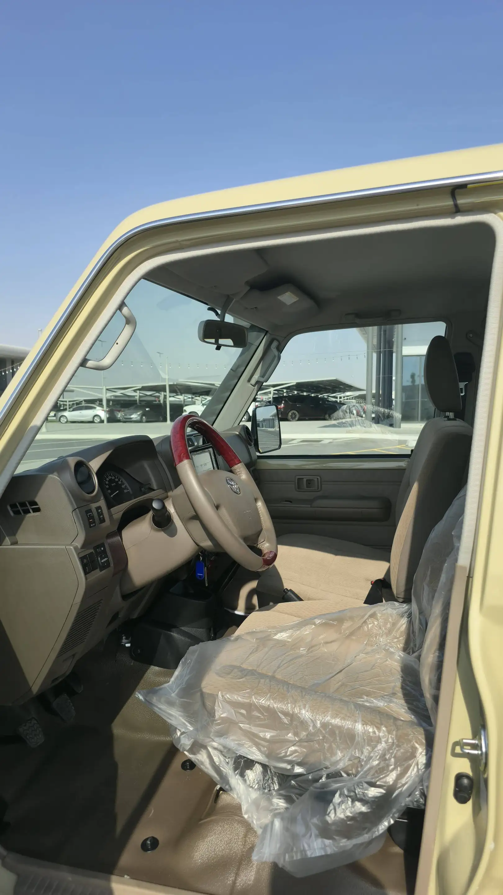Toyota Land Cruiser Land Cruiser 79 Pickup Double Cab 4.5 V8 Diesel DEUTSCHE UNTERLAGEN SOFORT — photo 9