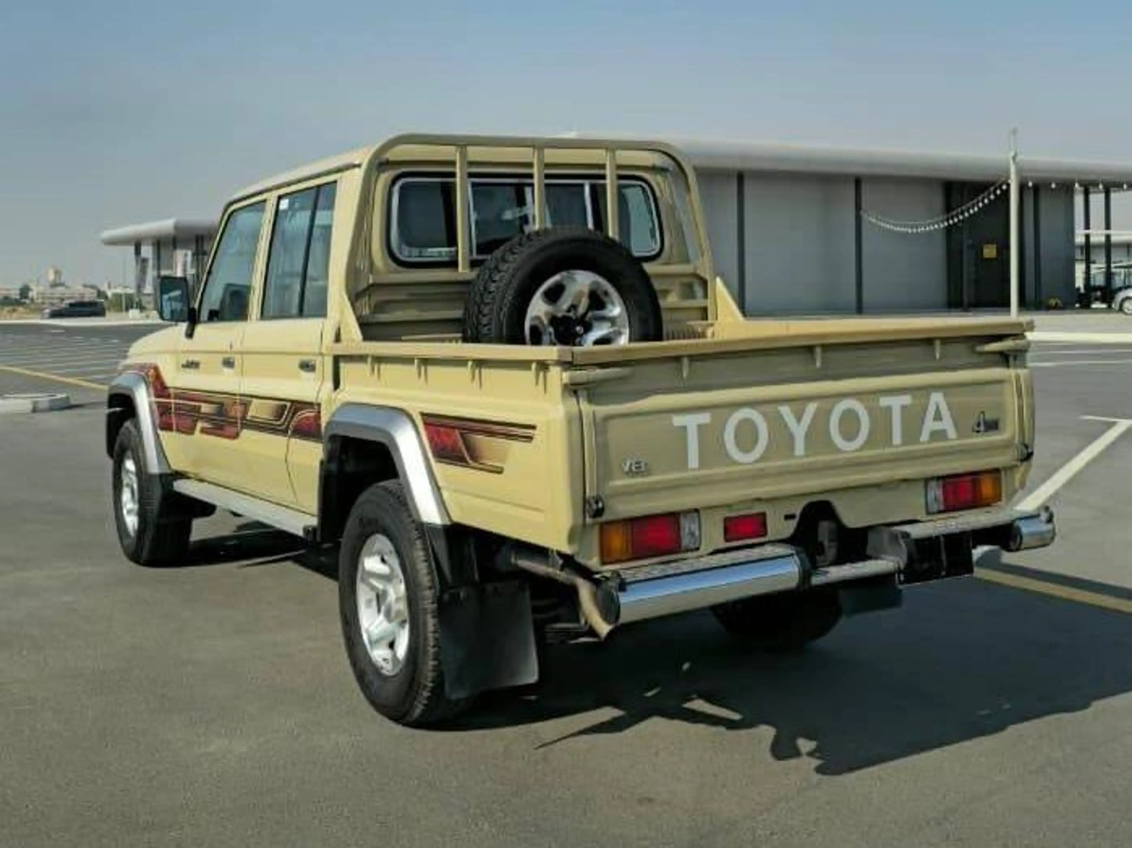 Toyota Land Cruiser Land Cruiser 79 Pickup Double Cab 4.5 V8 Diesel DEUTSCHE UNTERLAGEN SOFORT — photo 3