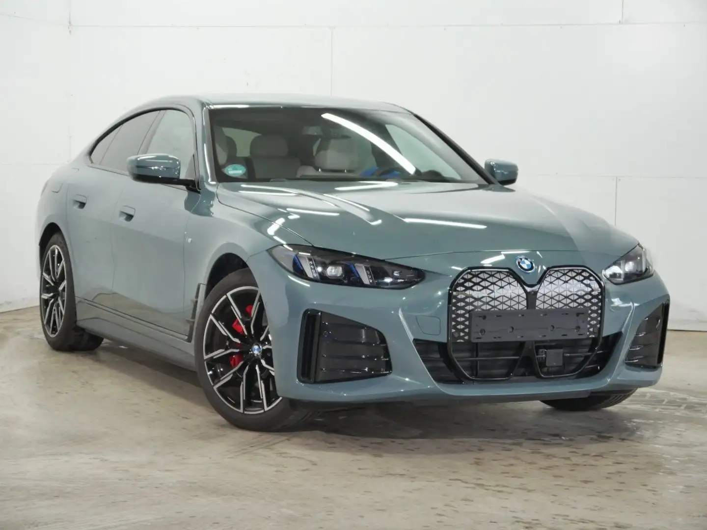 BMW i4 eDrive40 M Sport PRO //Stop&Go H&K FACELIFT! Grün - 2