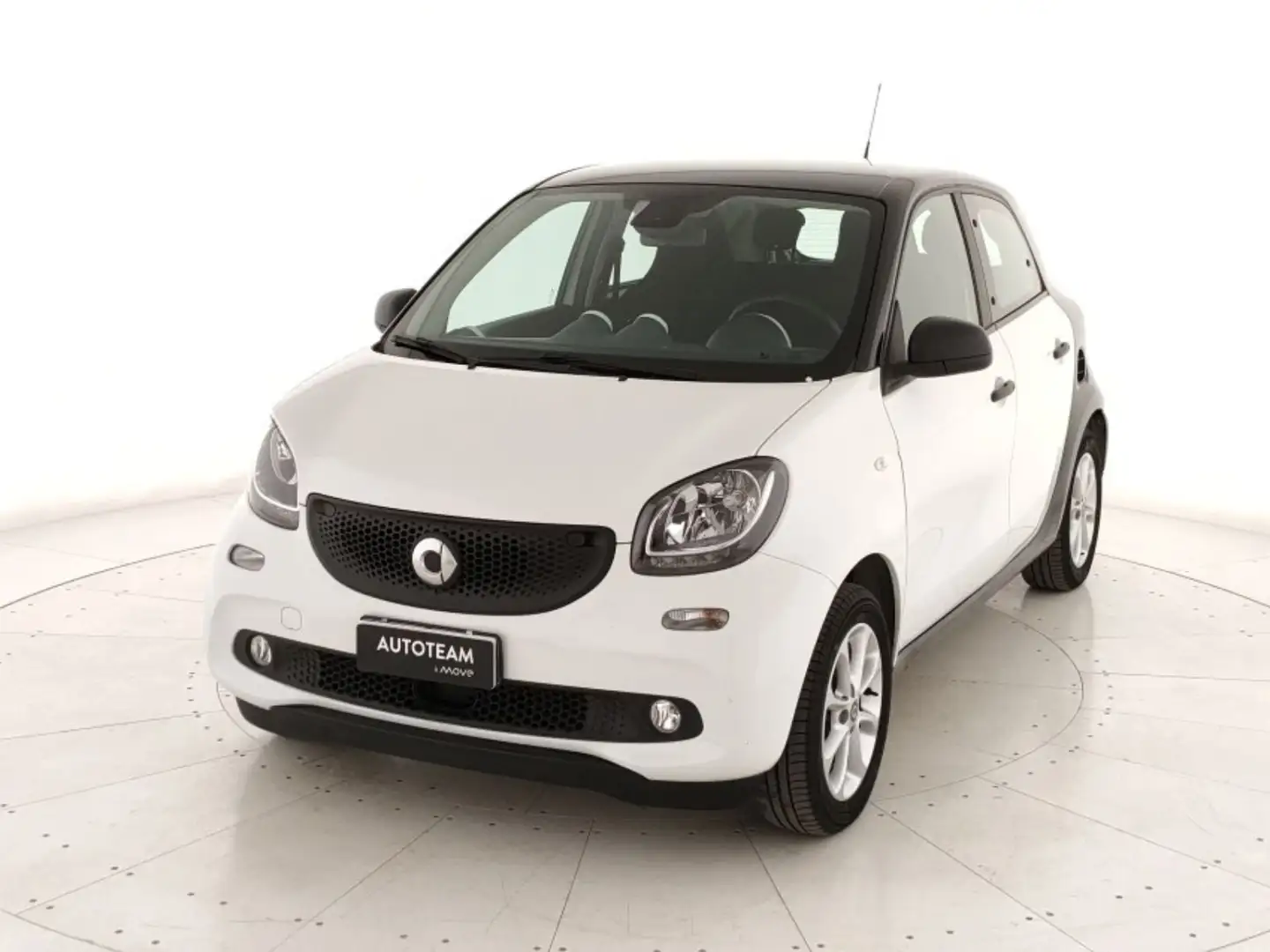 smart forFour 1.0 Youngster 71cv twinamic Blanc - 1
