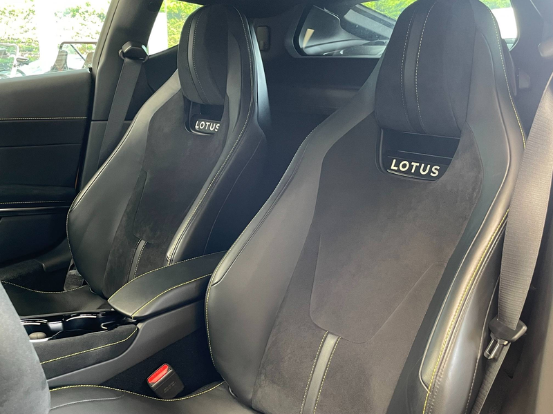 Lotus Emira Emira 3.5 Turbo V6 First Edition — photo 9