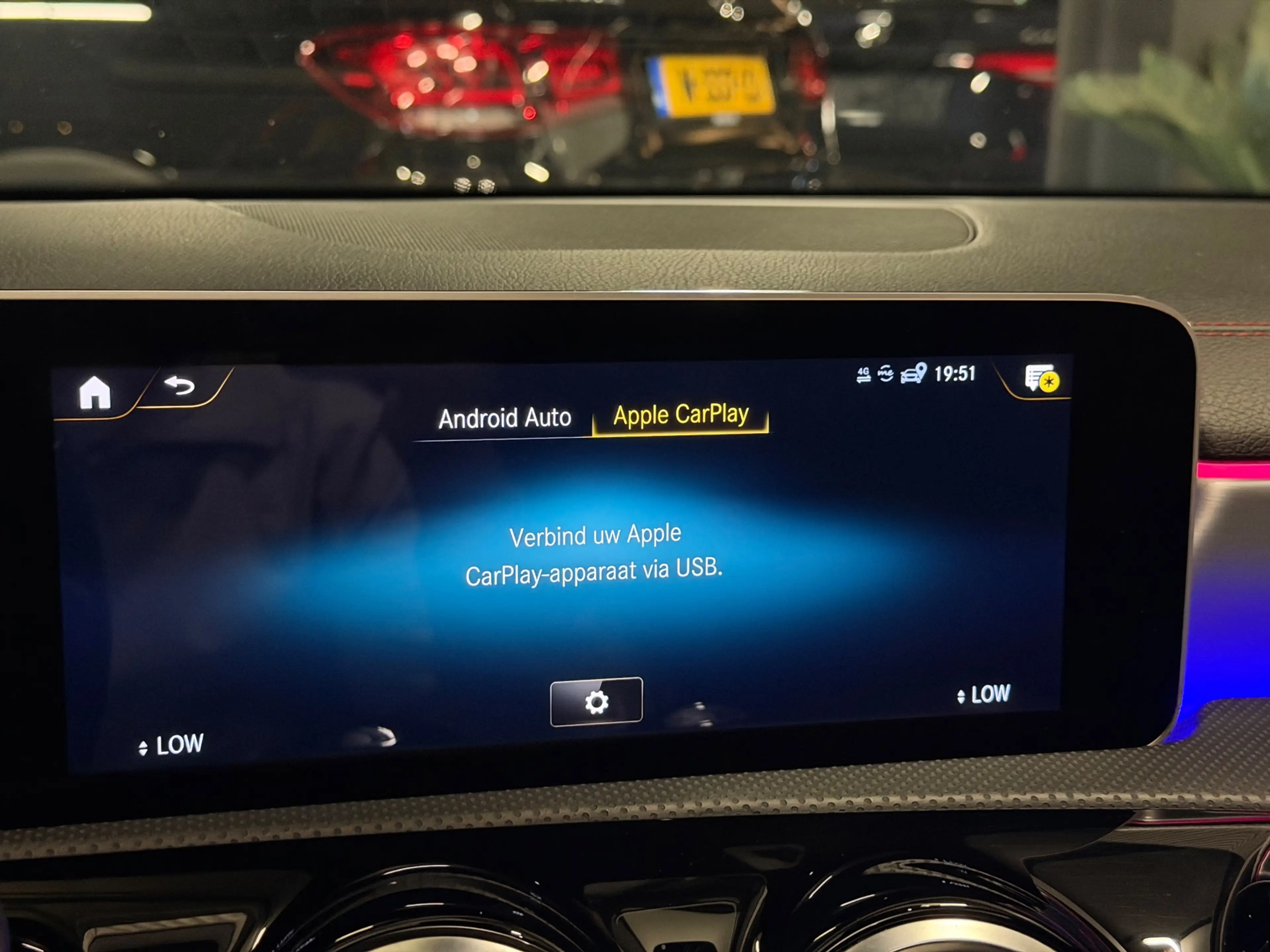 Mercedes-Benz CLA 180 AMG|PANO|SFEER|MEMORY|FULL OPTIONS — photo 26