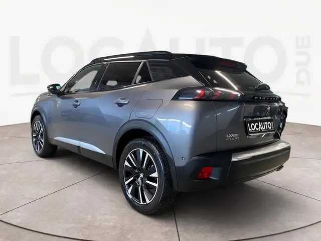 Peugeot 2008 view 5
