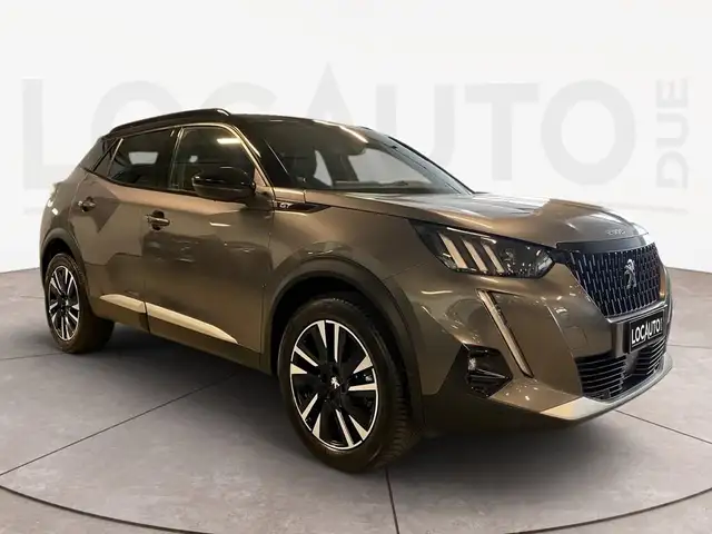 Peugeot 2008 view 3