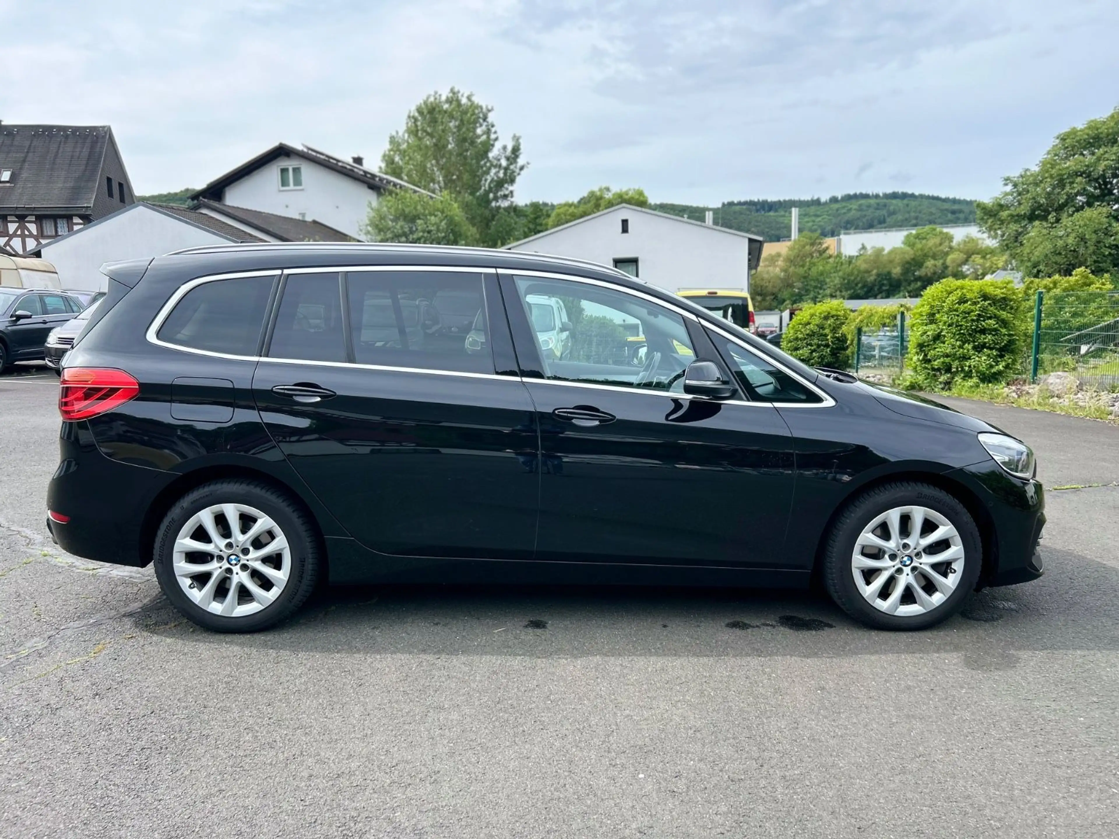 BMW 220 d Gran Tourer Advantage HUD/LED/ — photo 7
