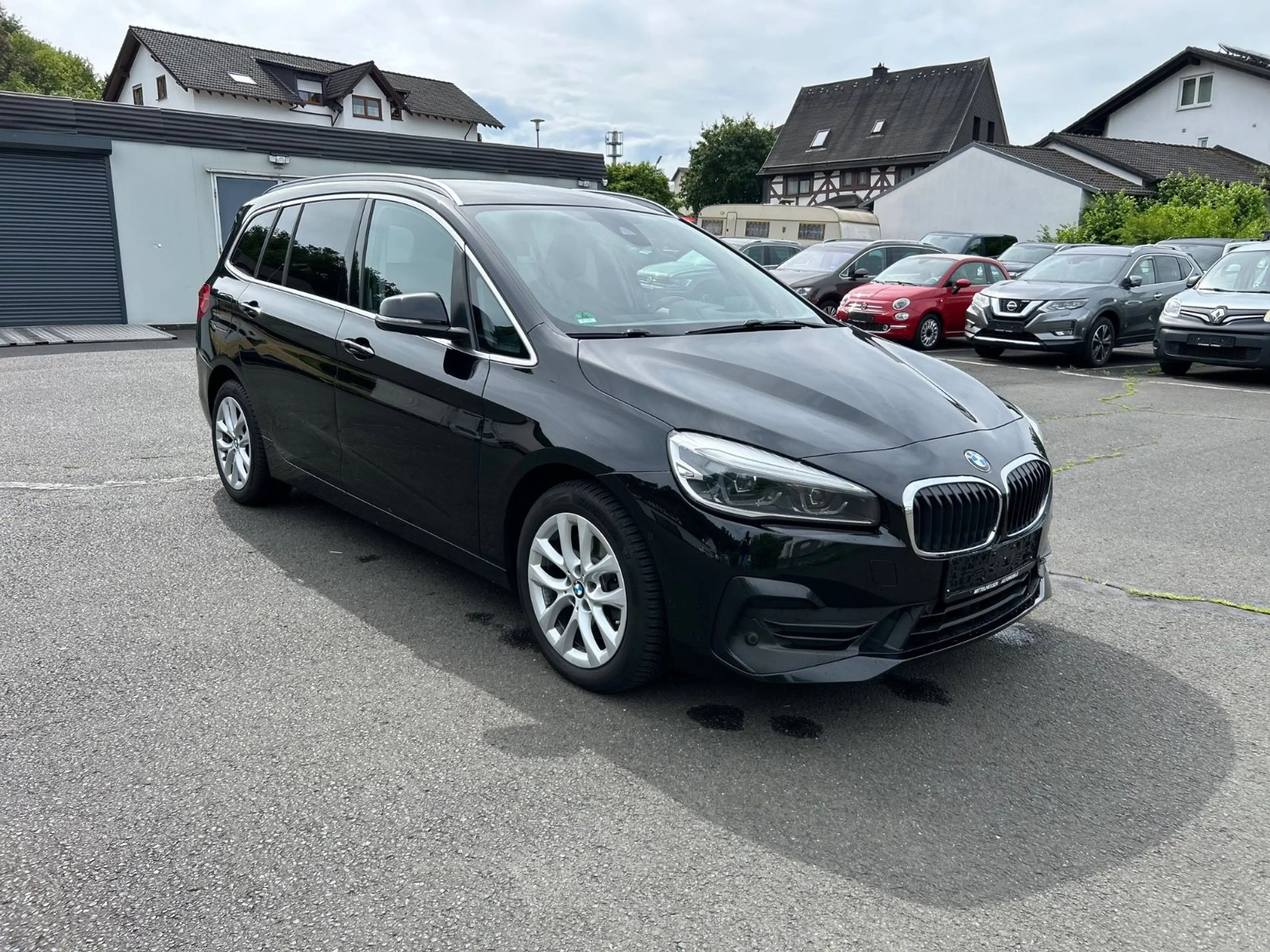 BMW 220 d Gran Tourer Advantage HUD/LED/ — photo 2