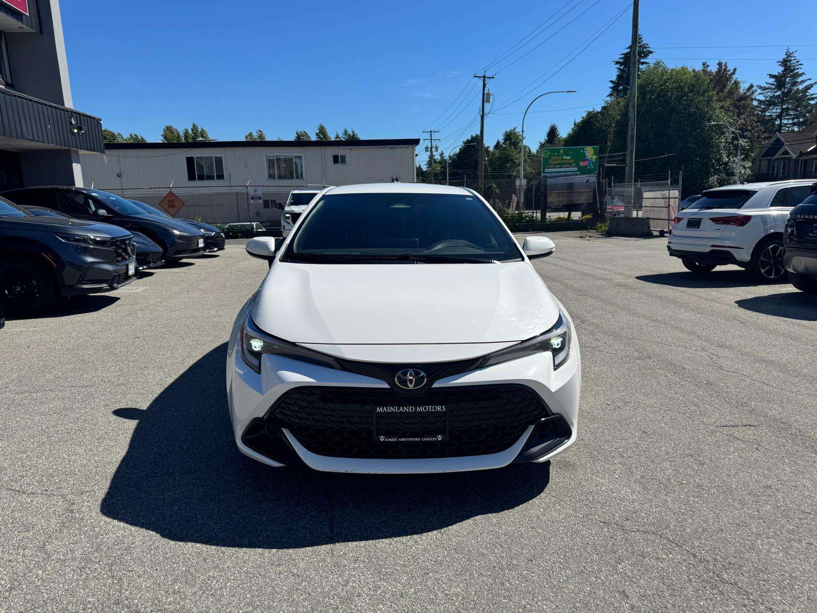 2023 Toyota Corolla Hatchback — view 2