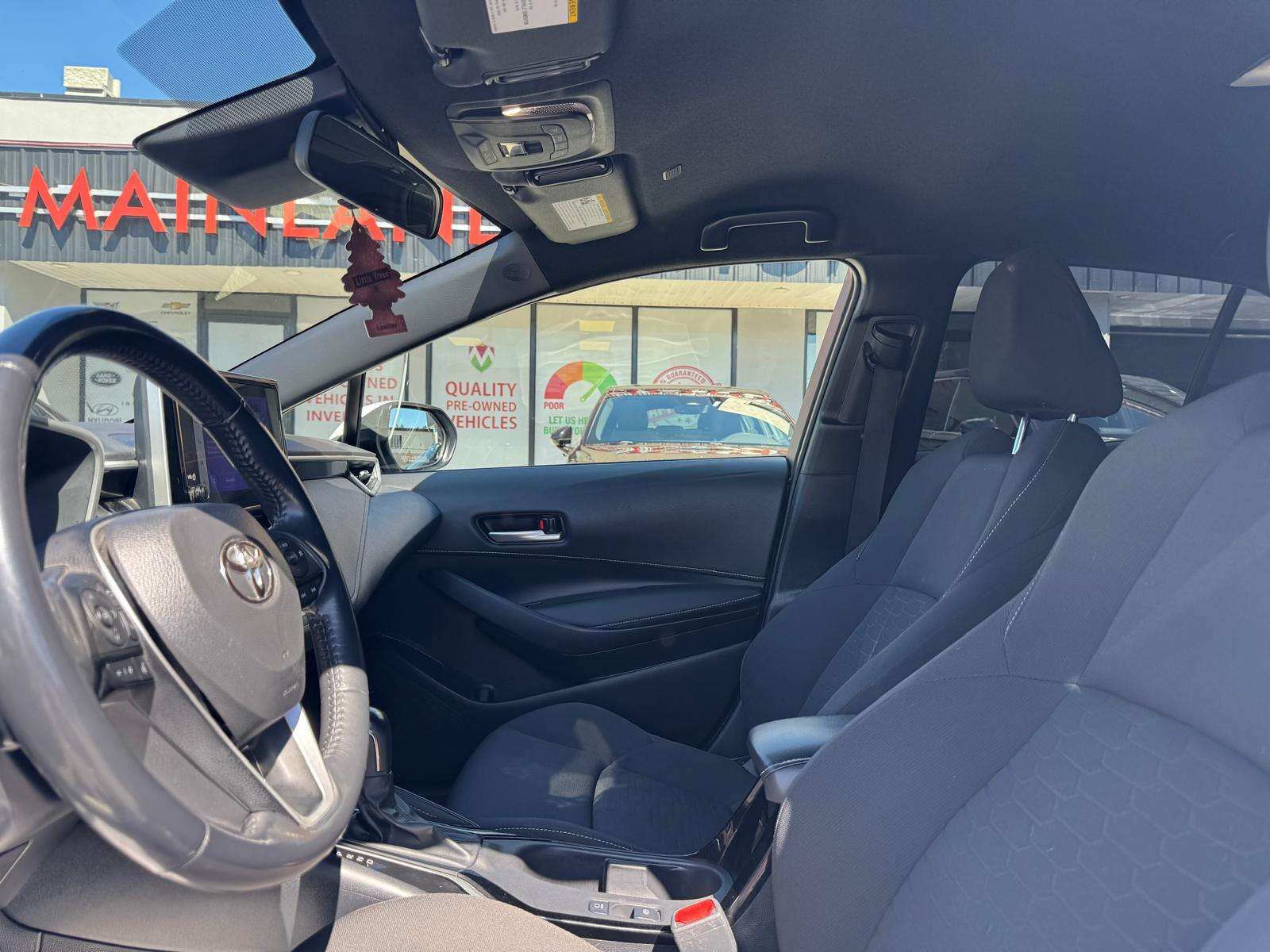 2023 Toyota Corolla Hatchback — view 9