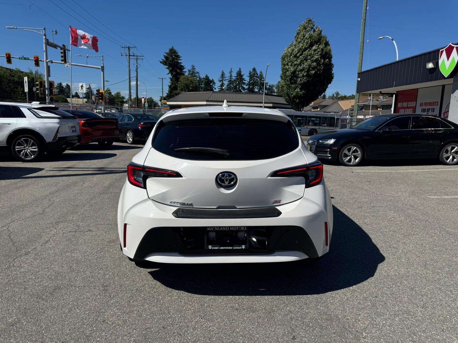 2023 Toyota Corolla Hatchback — view 6
