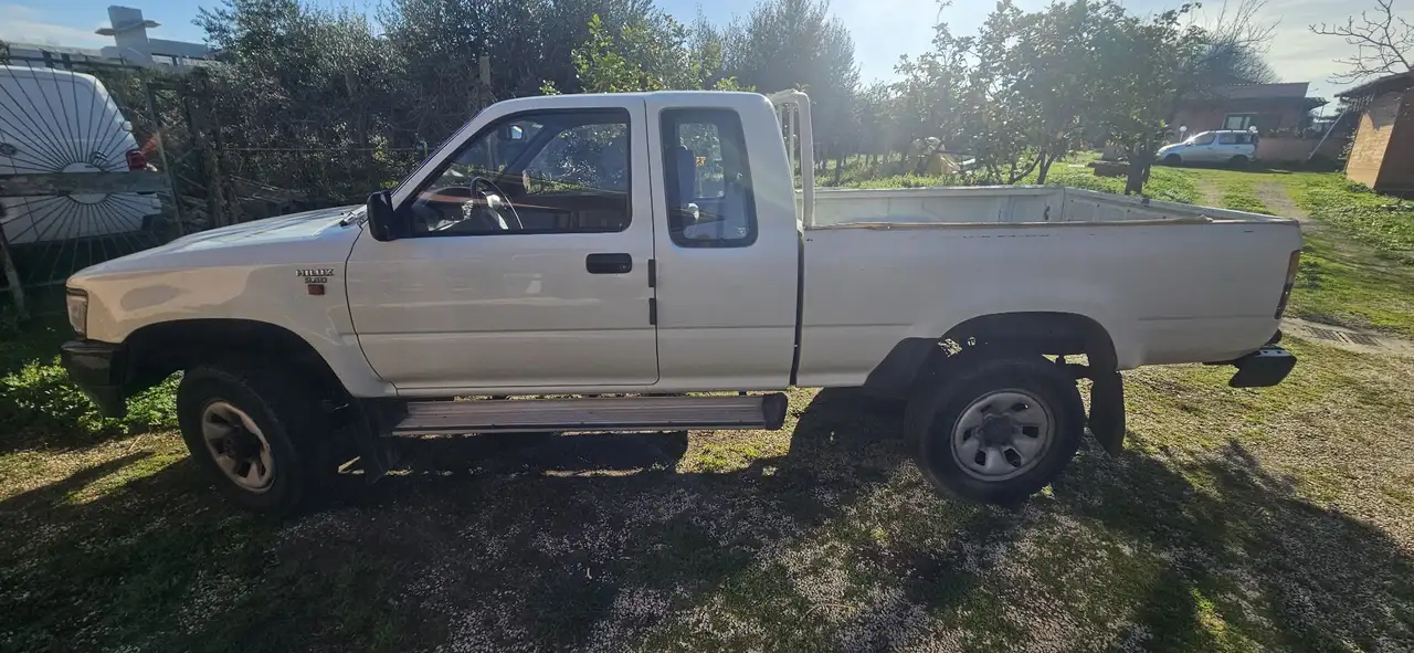 Toyota Hilux 2.5 extra cab, foto 4