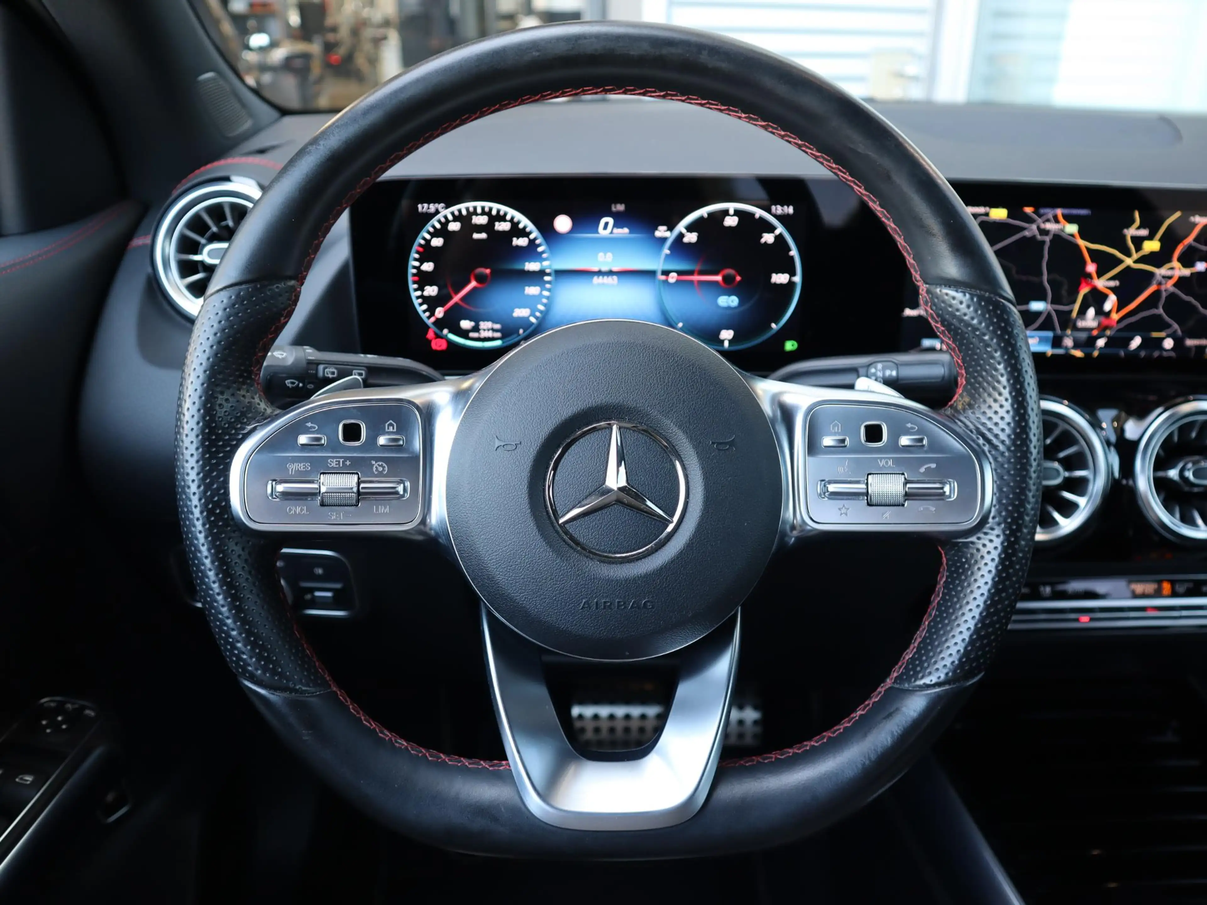 Mercedes-Benz EQA 250 Business Solution AMG 67 kWh — photo 15