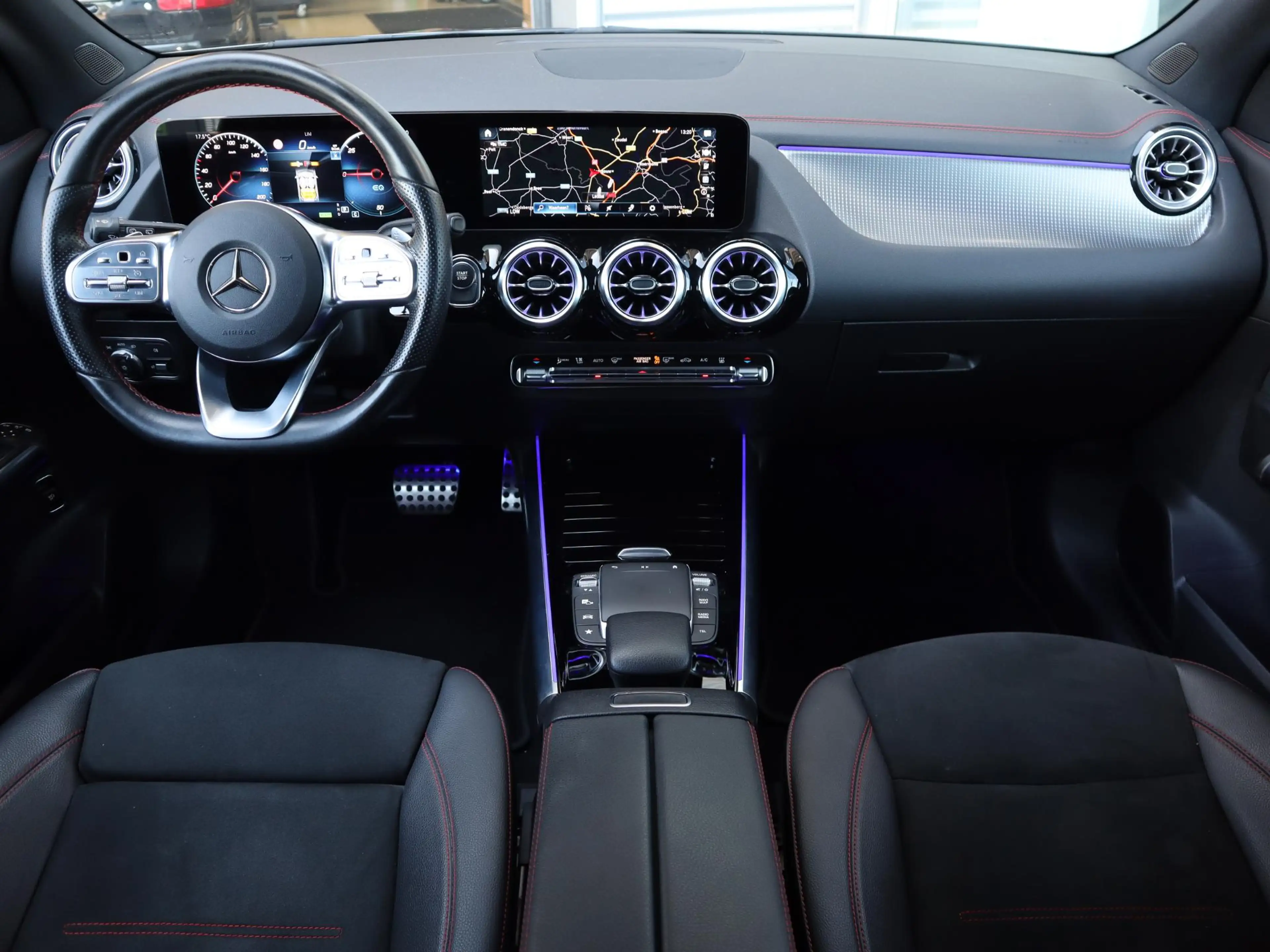 Mercedes-Benz EQA 250 Business Solution AMG 67 kWh — photo 14