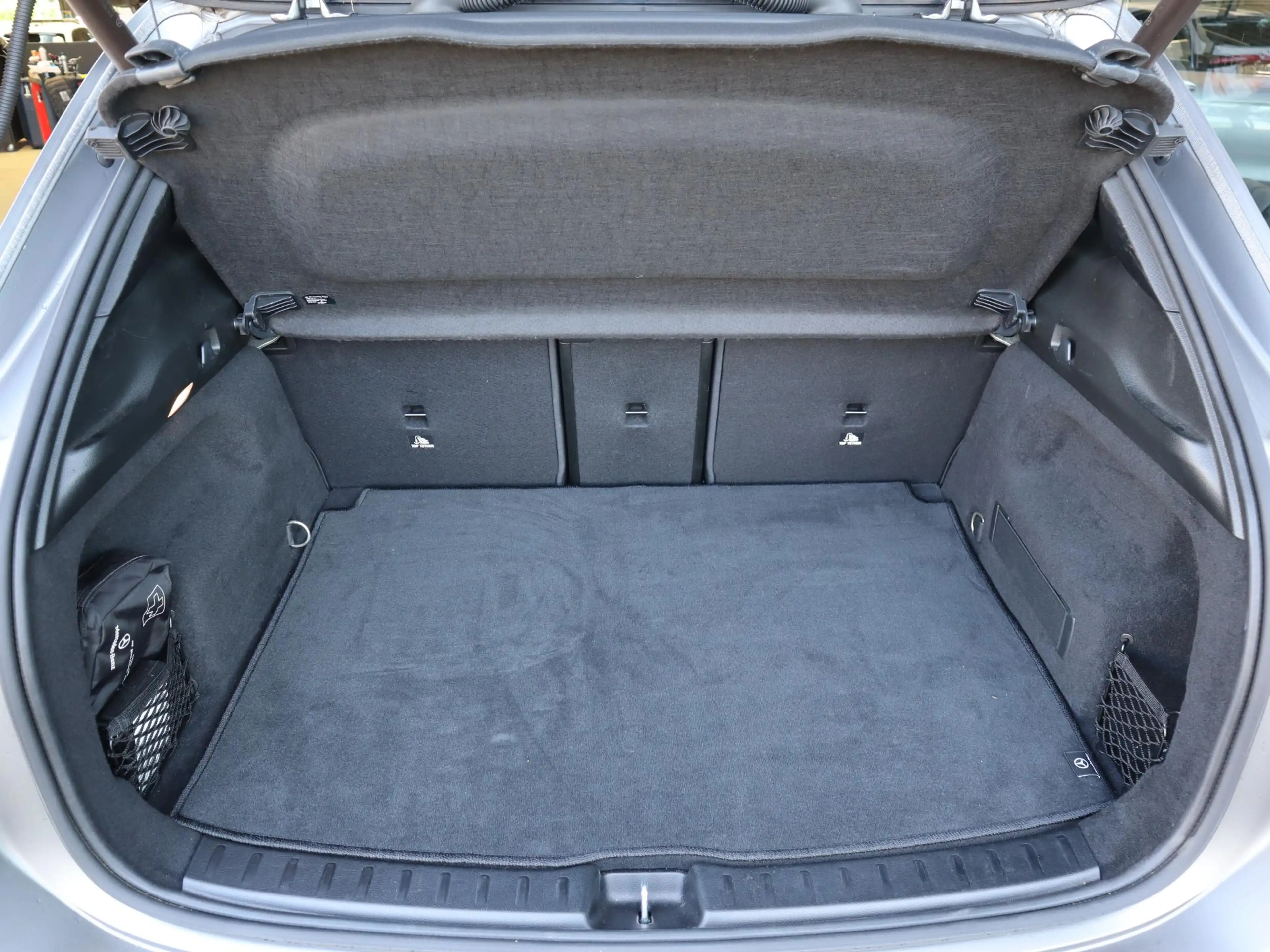 Mercedes-Benz EQA 250 Business Solution AMG 67 kWh — photo 7