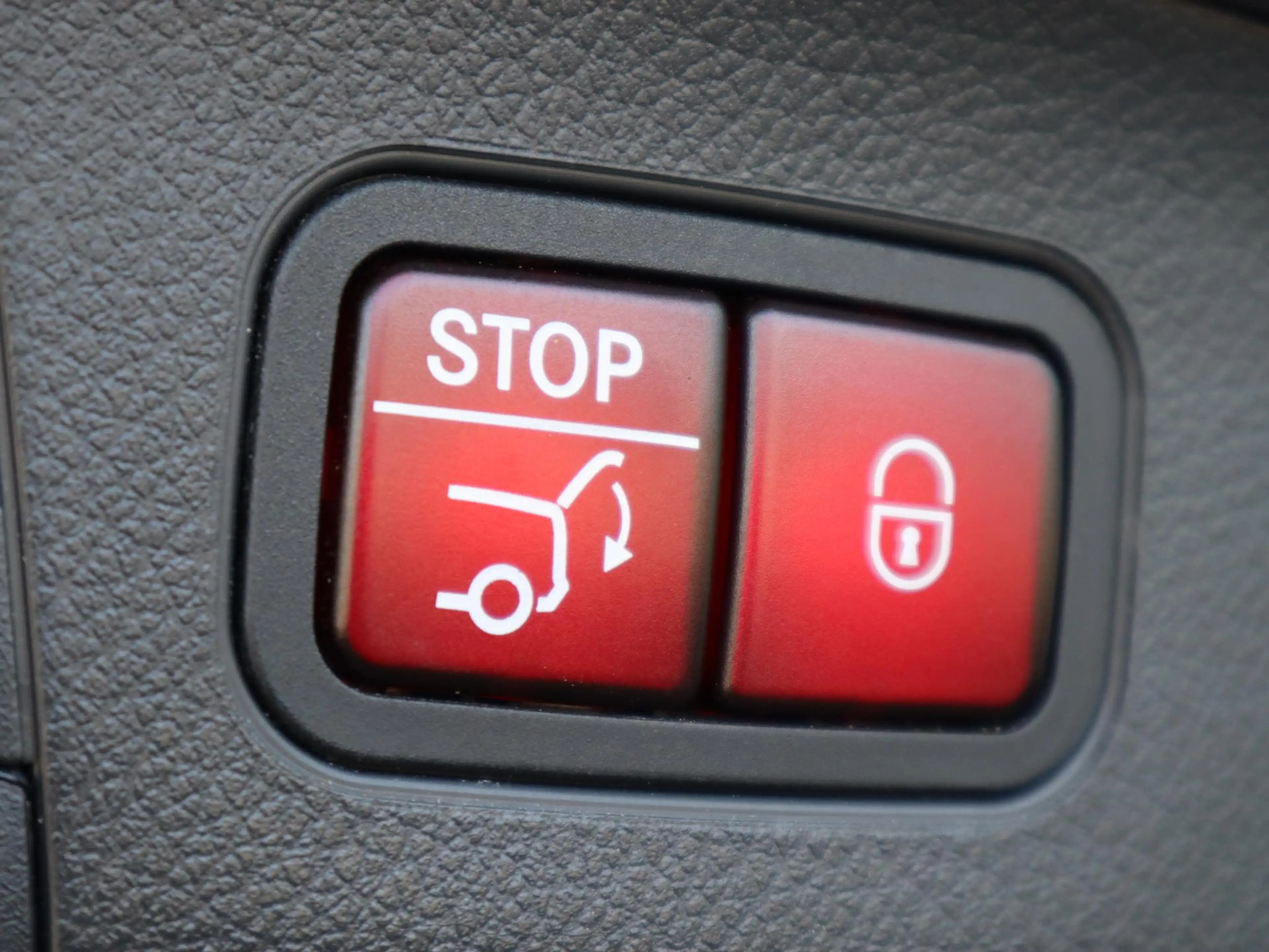 Mercedes-Benz EQA 250 Business Solution AMG 67 kWh — photo 8