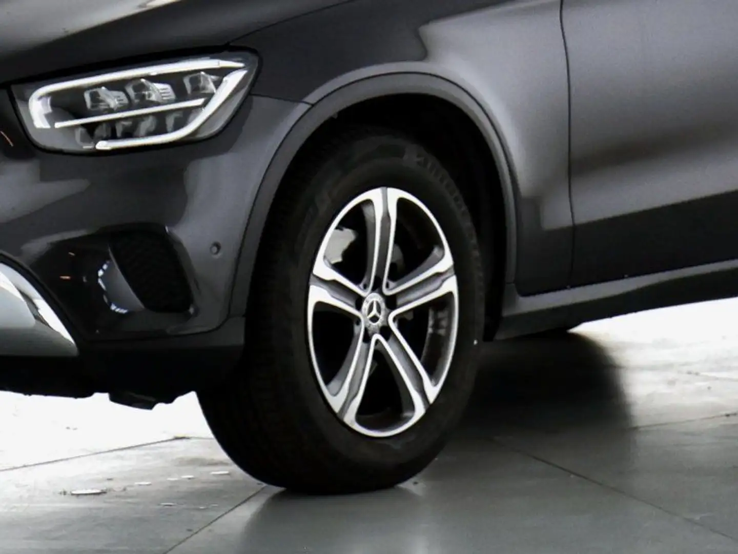 Mercedes-Benz GLC 220 d 4M Exclusive*Kamera*LED*Spur*Car-Play* Grau - 2