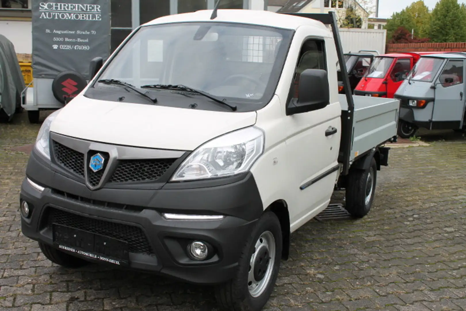 Piaggio Porter NP6 Kipper 220 PRO HD LR SOFORT !! Bílá - 2