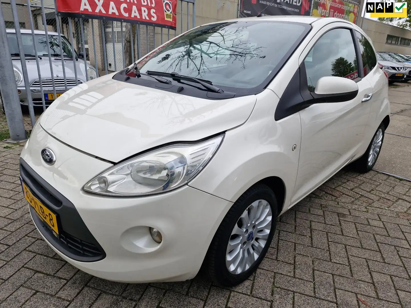Ford Ka/Ka+ 1.2 Titanium X start/stop AIRCO ! NIEUWE APK ! INR Blanc - 1