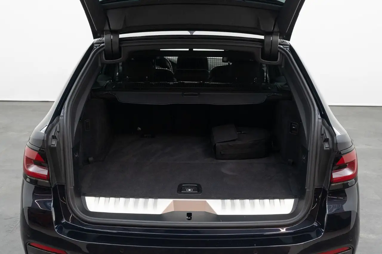 BMW 530 e Touring M Sport, миниатюра 8