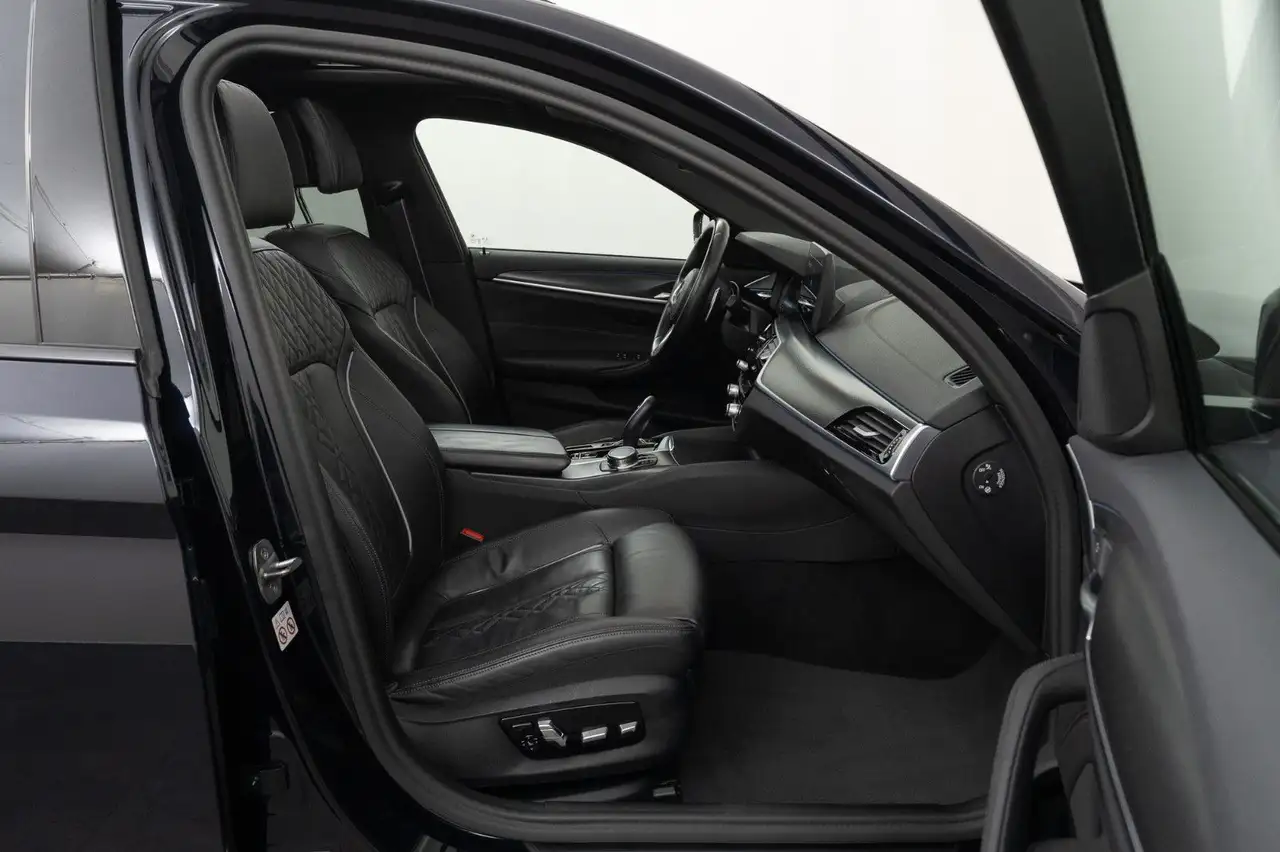 BMW 530 e Touring M Sport, миниатюра 15