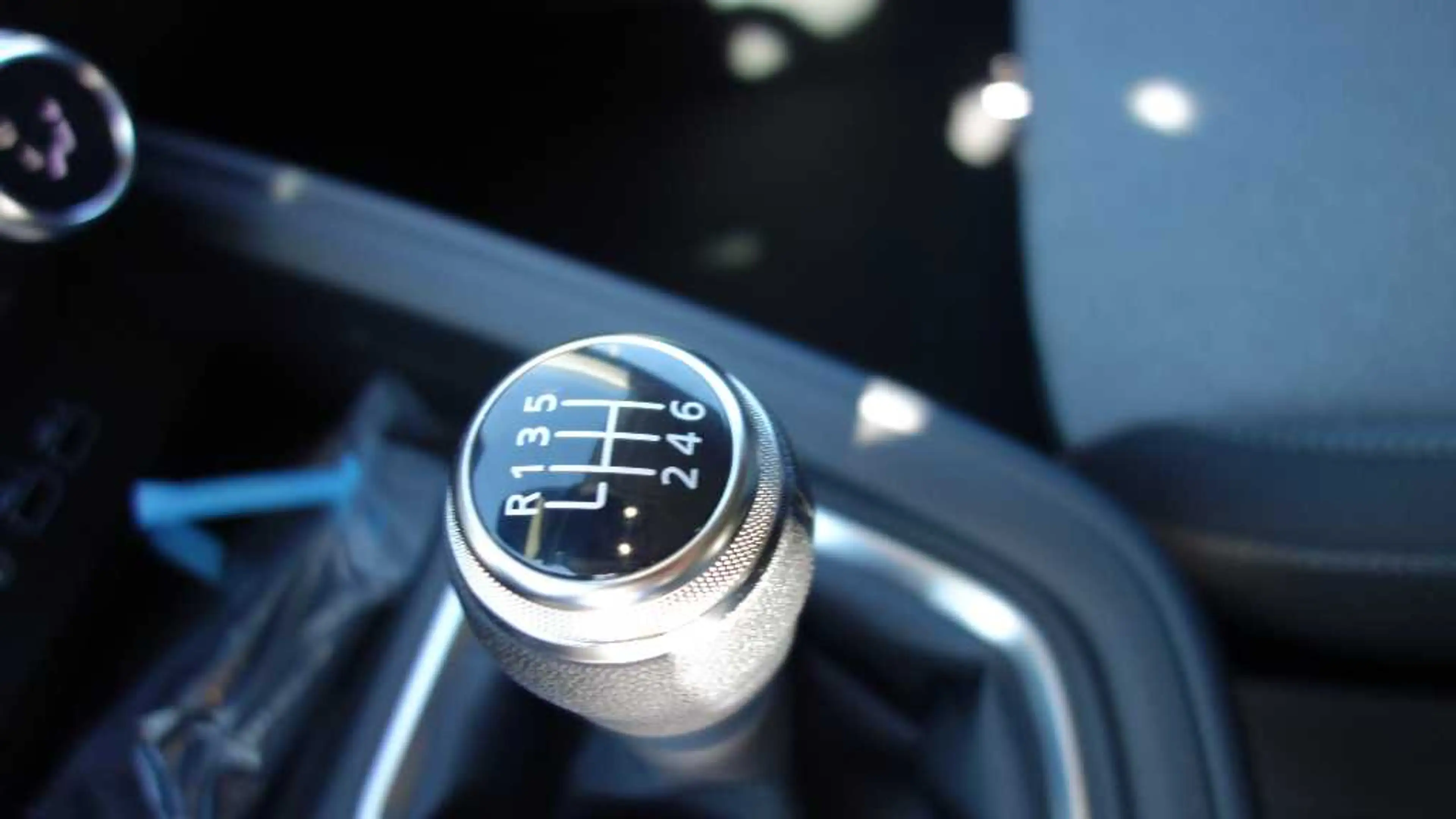 Mitsubishi Colt PLUS 1.0 T 6-Gang Kamera,Sitzhzg,Lenkrad beheizbar — photo 15