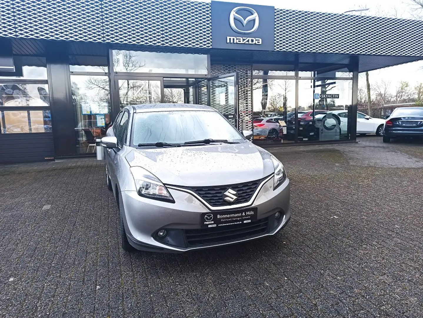 Suzuki Baleno 1.0 Boosterjet Comfort Assistenz-Paket Argintiu - 1