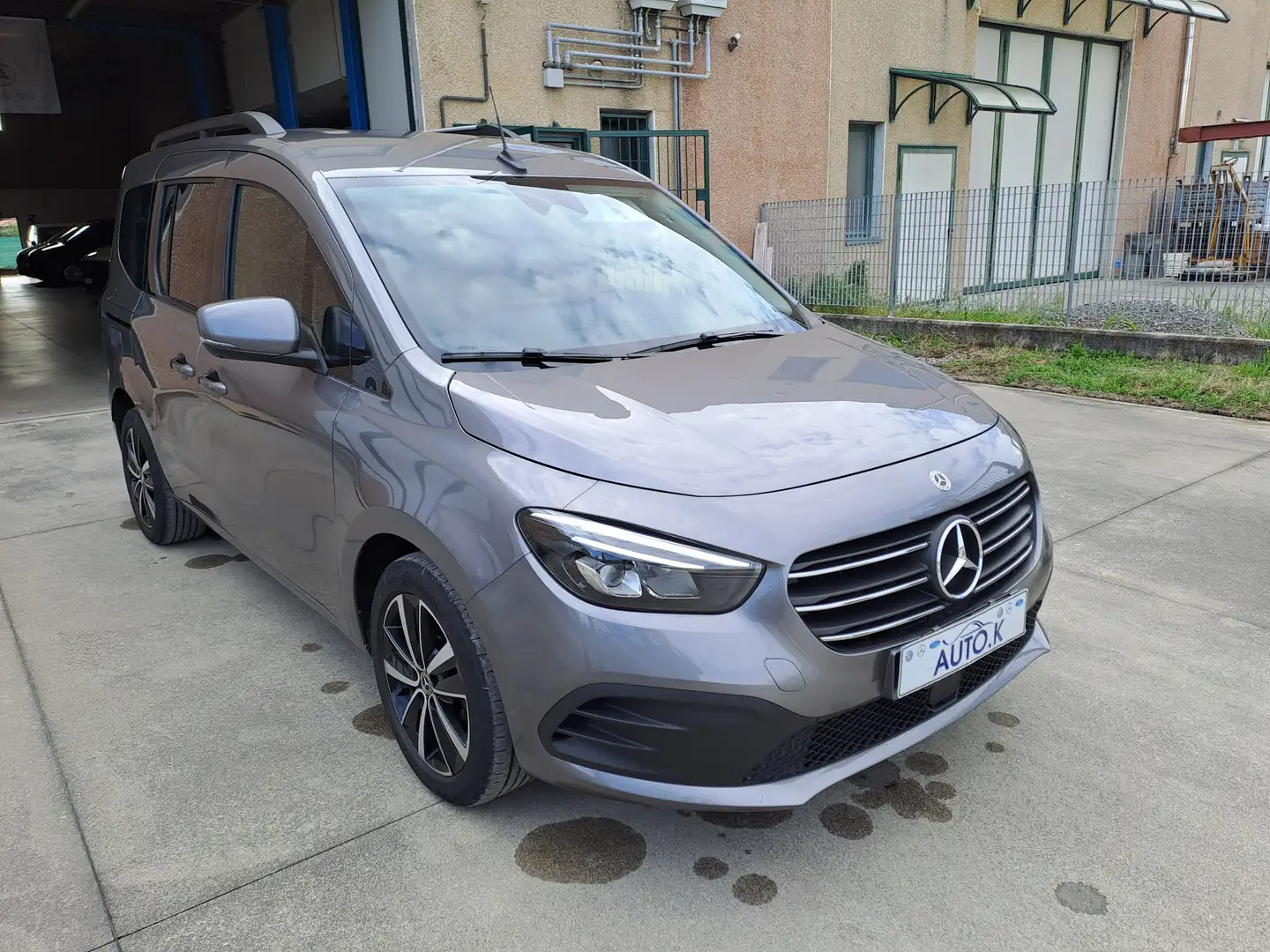 Mercedes-Benz T-Class Mercedes-Benz T-Class T 180d Sport Gris - 1