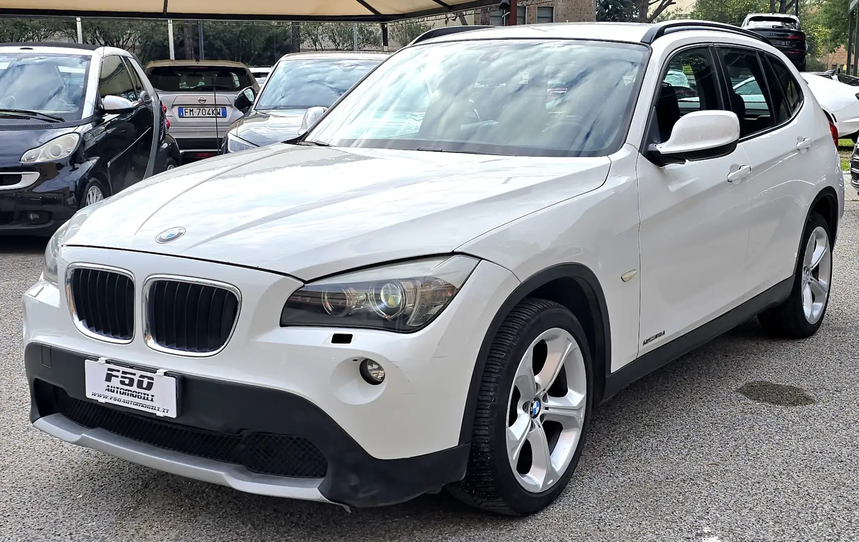 BMW X1 sdrive18d Futura - 1