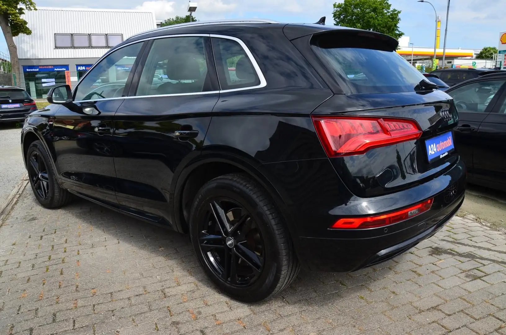 Audi Q5 2.0 TDI sport quattro S line NAVI PANORAMA Noir - 2